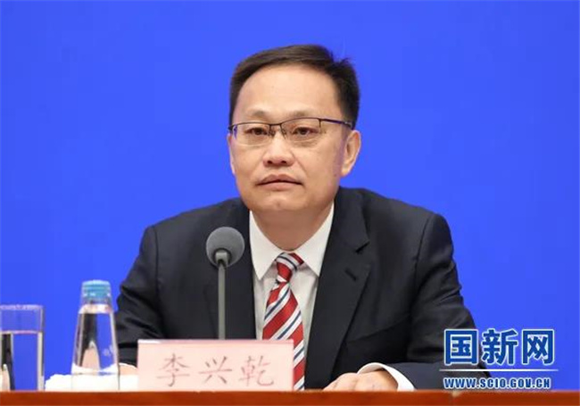 國務院政策例行吹風會：中國信保全年承保規模突破8000億美元，對外貿企業穩定信心、穩定預期發揮巨大作用 