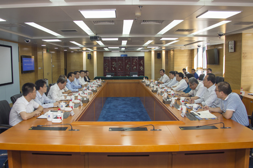 國務院國資委與中國信保簽署戰略合作協議