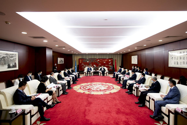 中國信保與中國華電集團有限公司簽署戰略合作協議